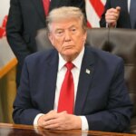 Ako dav vo Vancouveri reagoval na Donalda Trumpa, ktorý sa objavil v spravodajstve z finále Svetového pohára