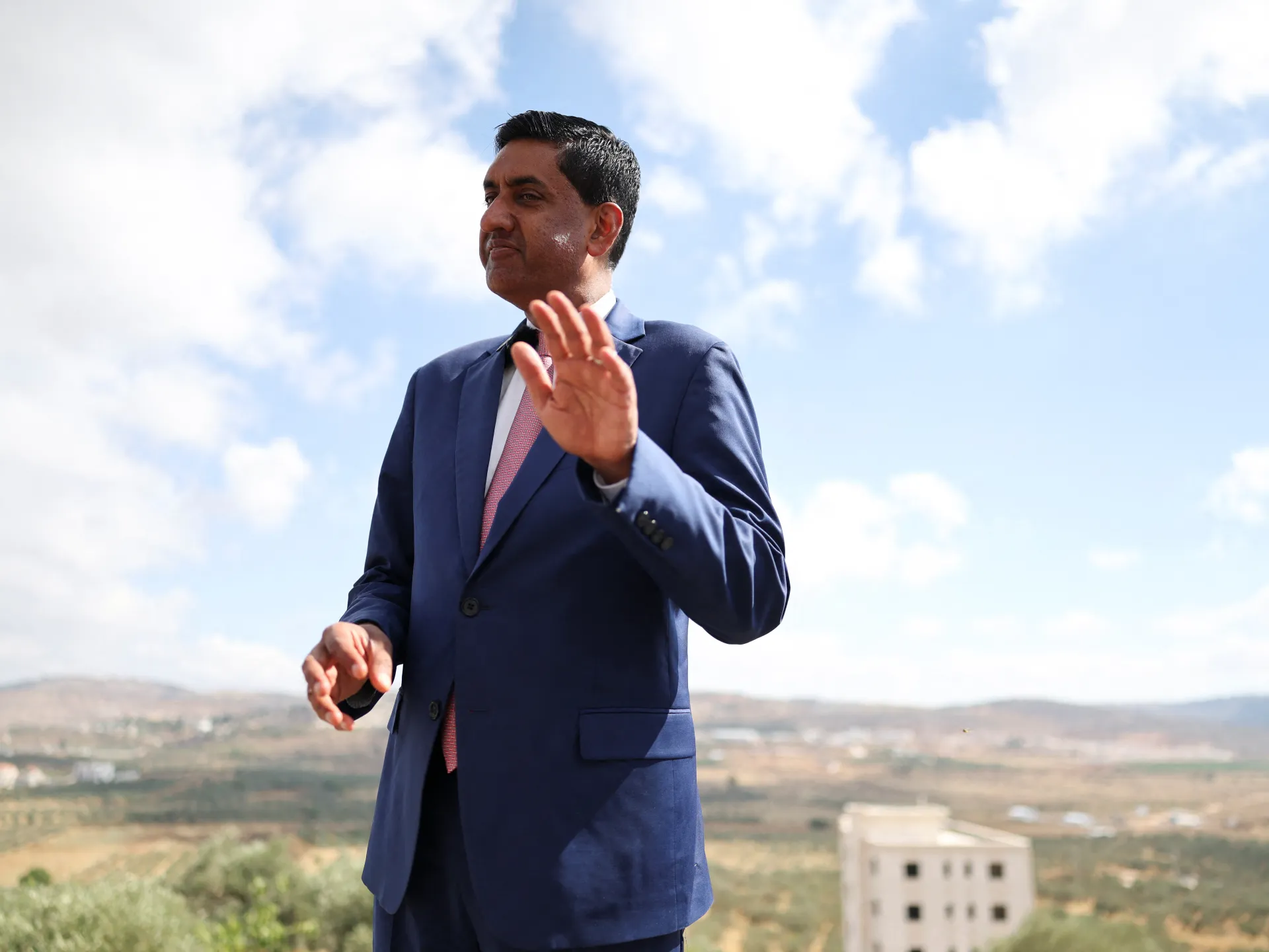 Americký demokrat Ro Khanna, zadržaný osadníkmi, teraz čelí proizraelským útokom | Správy o konflikte medzi Izraelom a Palestínou