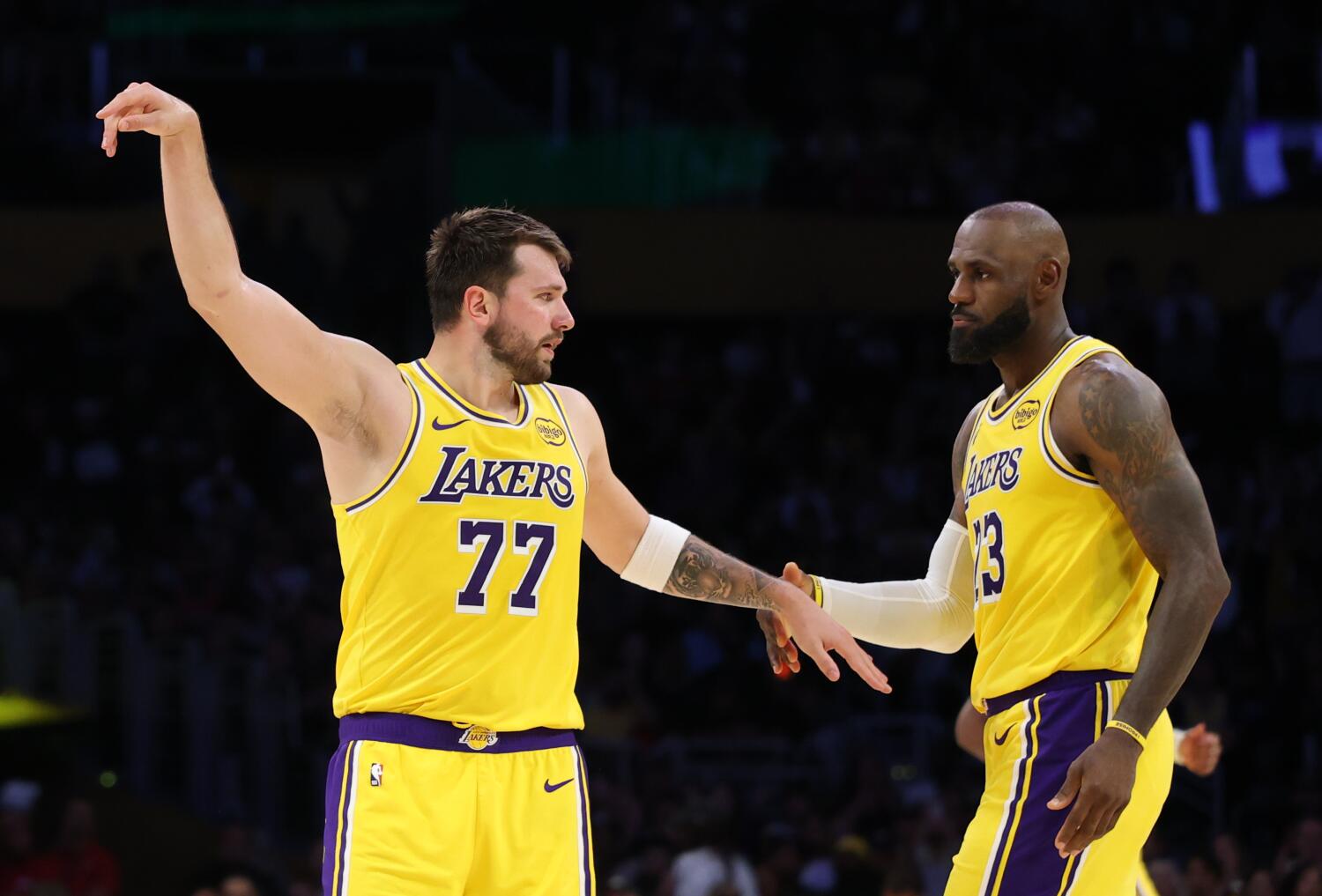 Analýza správ: LeBron James sa nevráti do Lakers. Čo teraz?