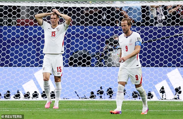 Anglické preteky Svetového pohára sa skončili smútkom, keď Argentíne vyfúkli semifinálové vedenie 1:0