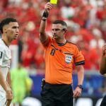 Anglický rozhodca čelí zákazu majstrovstiev sveta po tom, čo sa stalo pred 44 rokmi | Futbal | Šport