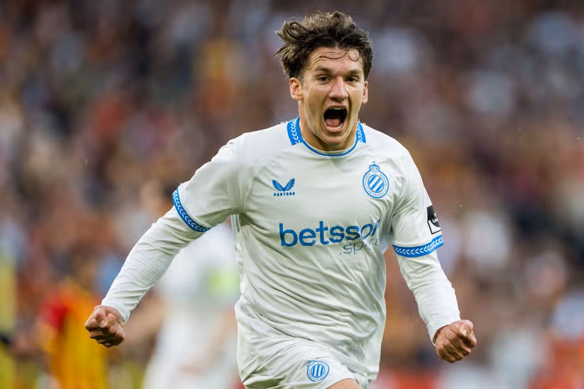 Arsenal sa blíži k podpisu gréckeho útočníka Christosa Tzolisa z Club Brugge a má oči pred ďalším cieľom.