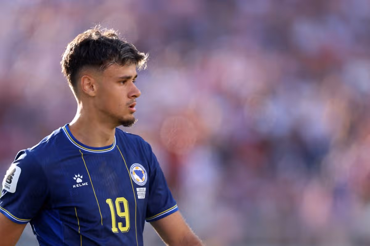 Kerim Alajbegovič je hráč, o ktorého má Arsenal záujem
