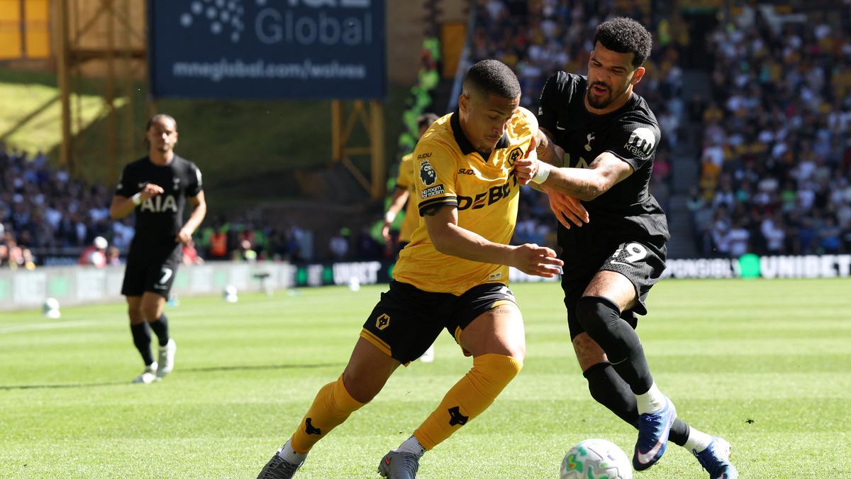 Aston Villa podpísala zmluvu s Joaom Gomesom z Wolves