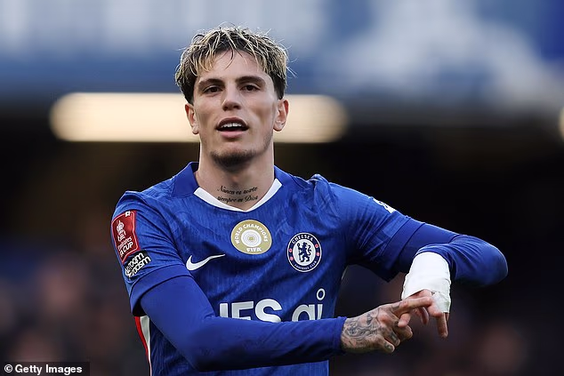 Alejandro Garnacho odišiel z Chelsea na hosťovanie do Aston Villy s podmienečným záväzkom