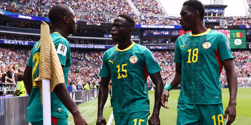 Belgicko verzus Senegal - Majstrovstvá sveta posledných 32 NAŽIVO: Red Devils prehrali z 2:0 na remízu neskoro a blíži sa predĺženie