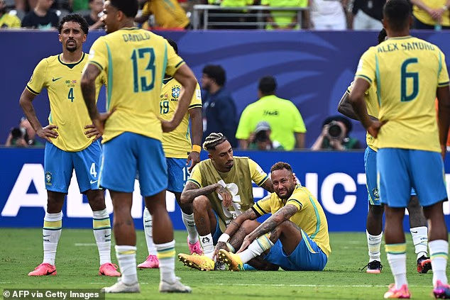 Neymarova medzinárodná kariéra sa skončila, keď Brazília vypadla z majstrovstiev sveta