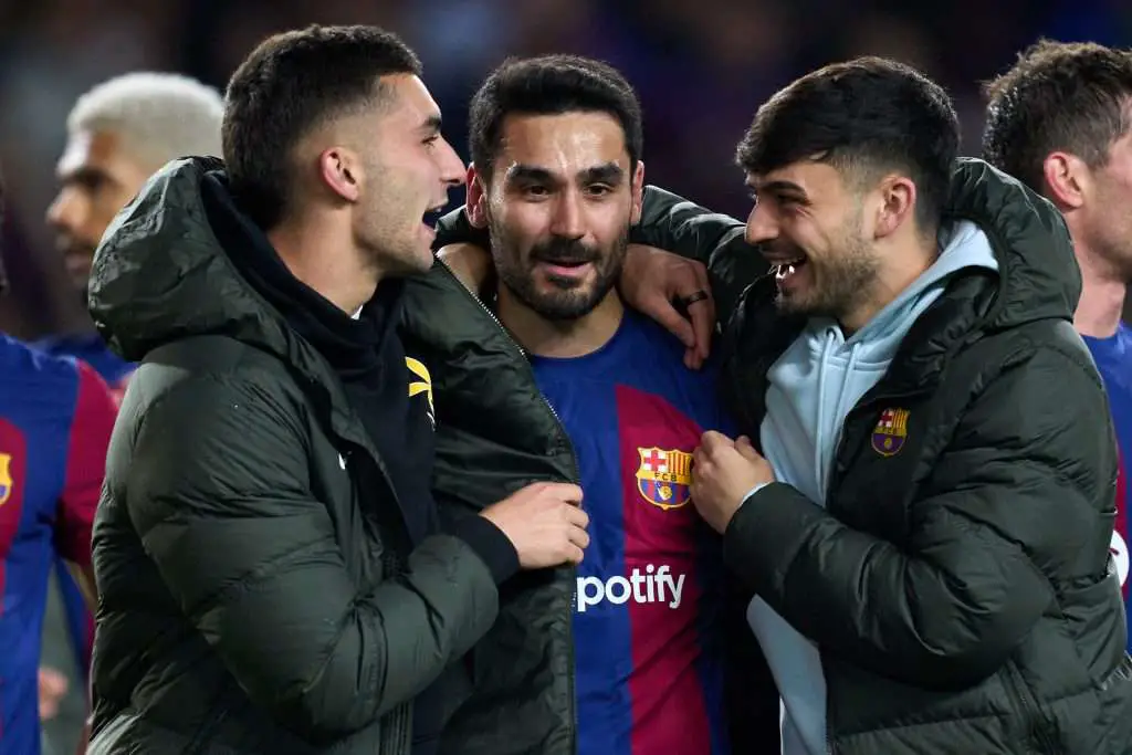 Bývalá hviezda Barcelony Gündoğan posiela osobný odkaz Ferranovi Torresovi