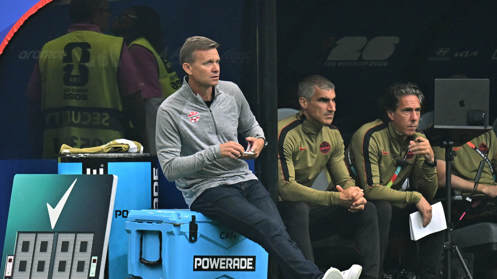 Bývalý futbalista Rips Jesse Marsch za komentáre „Radšej by som bol my“.