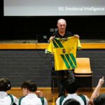 Bývalý kapitán austrálskeho futbalu Paul Wade hovorí, že má pravdepodobnú CTE, a vyzýva, aby nemieril medzi juniorských hráčov