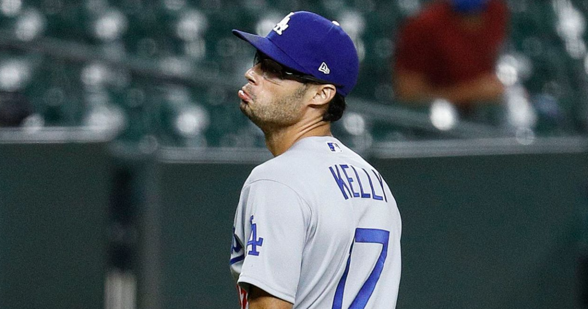 Bývalý nadhadzovač Dodgers Joe Kelly sa pripojil k trénerskému tímu na Corona High