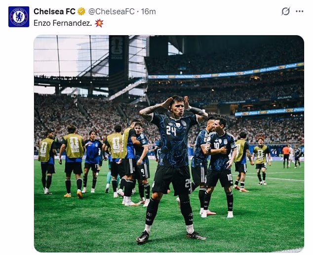 Chelsea bola nútená zmazať príspevok Enza Fernandeza, ktorý oslavoval svoj vyrovnávajúci gól pre Argentínu uprostred odporu fanúšikov