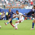 Chelsea podpísala rekordnú britskú zmluvu s Morganom Rogersom z Aston Villy | Futbalové správy
