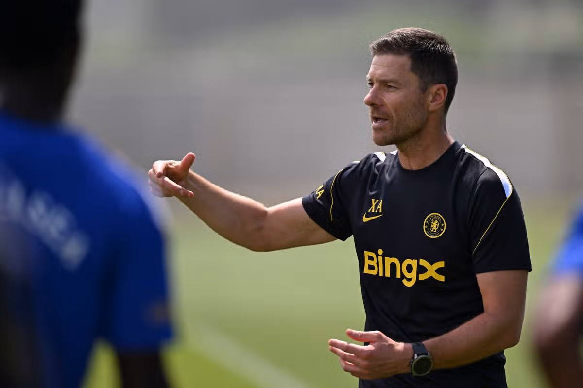 Tréner Chelsea Xabi Alonso