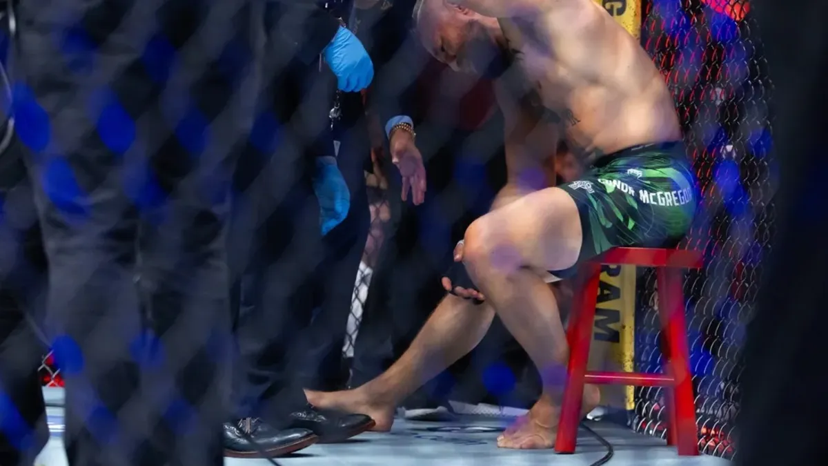 Conor McGregor by po poslednom zranení už nikdy nemal bojovať v UFC