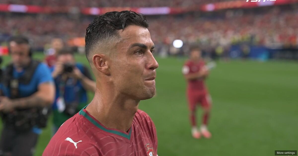 Cristiano Ronaldo sa zrúti v slzách, keď Portugalsko vypadlo z majstrovstiev sveta | Futbal | Šport