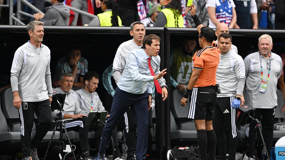 Debata o rasizme na Majstrovstvách sveta vo futbale narastá, keďže odborníci čelia skúmaniu jazyka afrických tímov