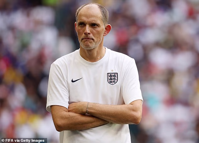 Thomas Tuchel hovorí, že kritika odchodu Anglicka na majstrovstvá sveta do Argentíny mala pocit, ako keby vypadli v skupinovej fáze