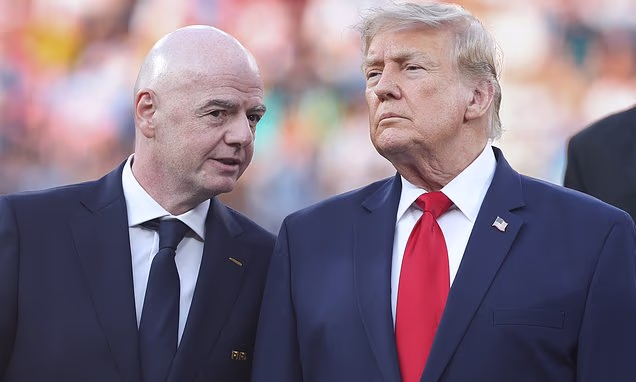 Donald Trump „chce, aby sa Gianni Infantino stal ďalším generálnym tajomníkom OSN“, keďže kontroverzná bromácia na majstrovstvách sveta má ohromujúci zvrat