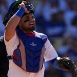 Eliezer Alfonzo má emocionálny deň, keď Dodgers prehrali s Padresom