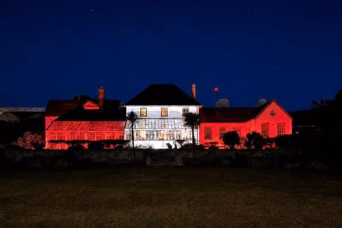 Anglické farby na vládnom dome
