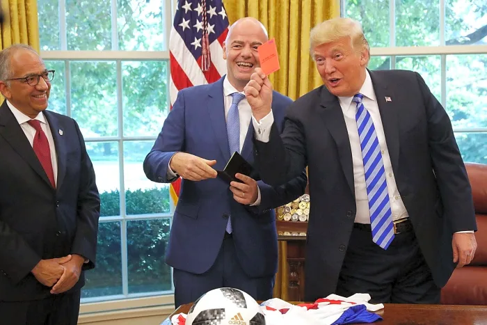 Fanúšikovia USMNT poukazujú na teóriu „prekliatia Donalda Trumpa“ ako dôvod odchodu z majstrovstiev sveta
