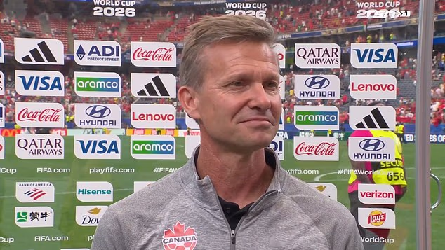 Hlavný tréner Kanady Jesse Marsch sa dostal pod paľbu za svoj vzdorovitý pozápasový prejav