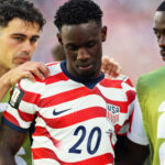 Folarin Balogun skóruje, potom vidí Red ako USMNT postupuje do 16. kola Svetového pohára