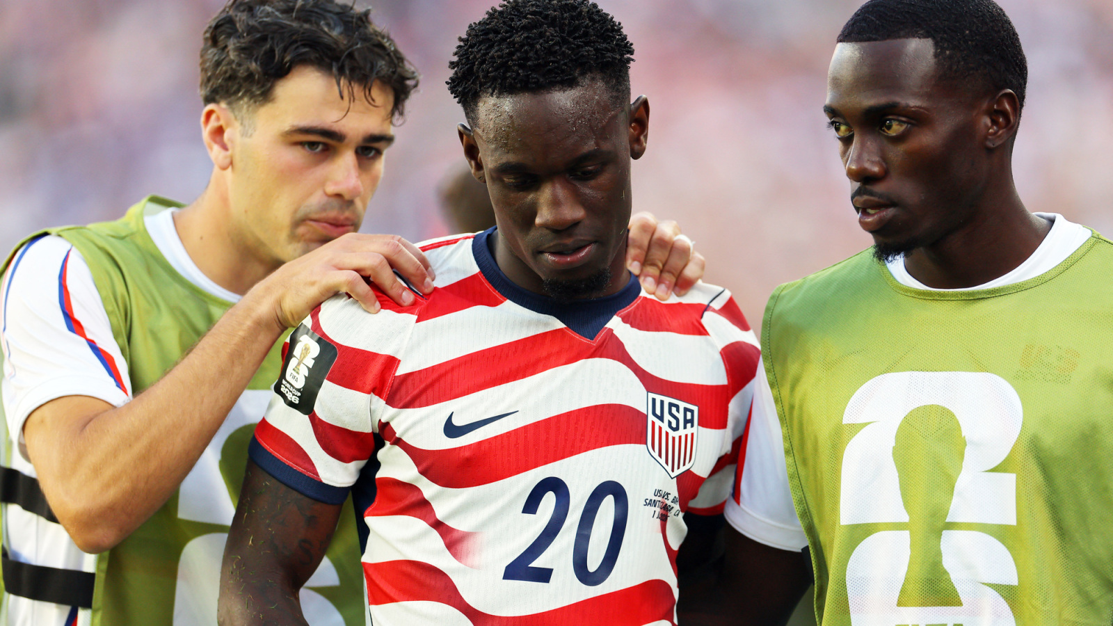 Folarin Balogun skóruje, potom vidí Red ako USMNT postupuje do 16. kola Svetového pohára