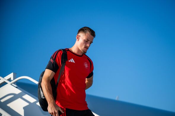 HELSINKI, FÍNSKO – 17. JÚLA: (EXKLUZÍVNE SPRÁVY) Radek Vitek z Manchestru United prichádza do Helsínk pred prípravou sezóny.