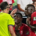 Hviezda svetového šampionátu odišla v slzách po tom, čo ju vylúčili za porušenie nového pravidla FIFA | Futbal | Šport