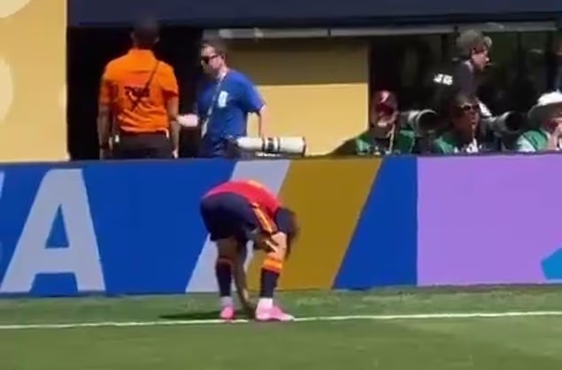 Zdá sa, že Marc Cucurella poslúchol radu, ktorú mu dal bývalý obranca Španielska Joan Capdevila