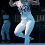 Katelyn Ohashi vystupuje počas