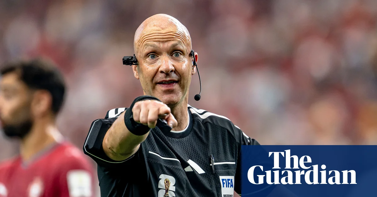 "Kontrola je neustála": rozhodca Anthony Taylor odchádza z futbalu | rozhodcovia