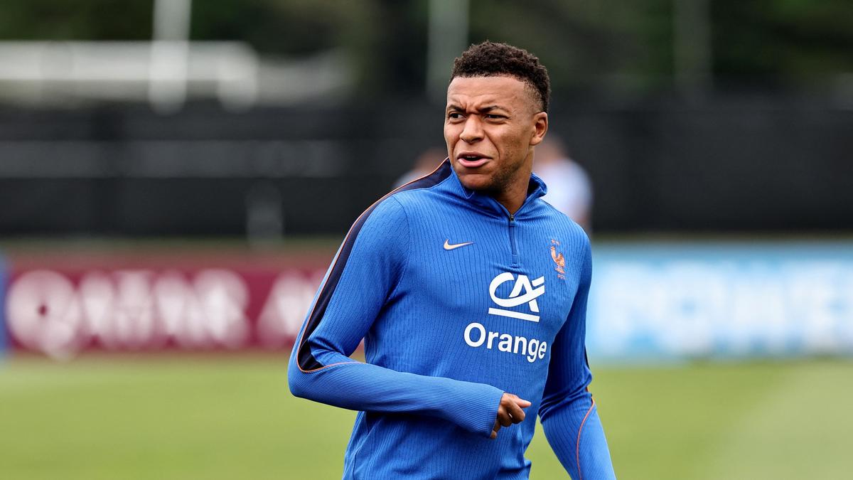 Kylian Mbappe po víťazstve Francúzska opätuje rasistický útok paraguajského senátora