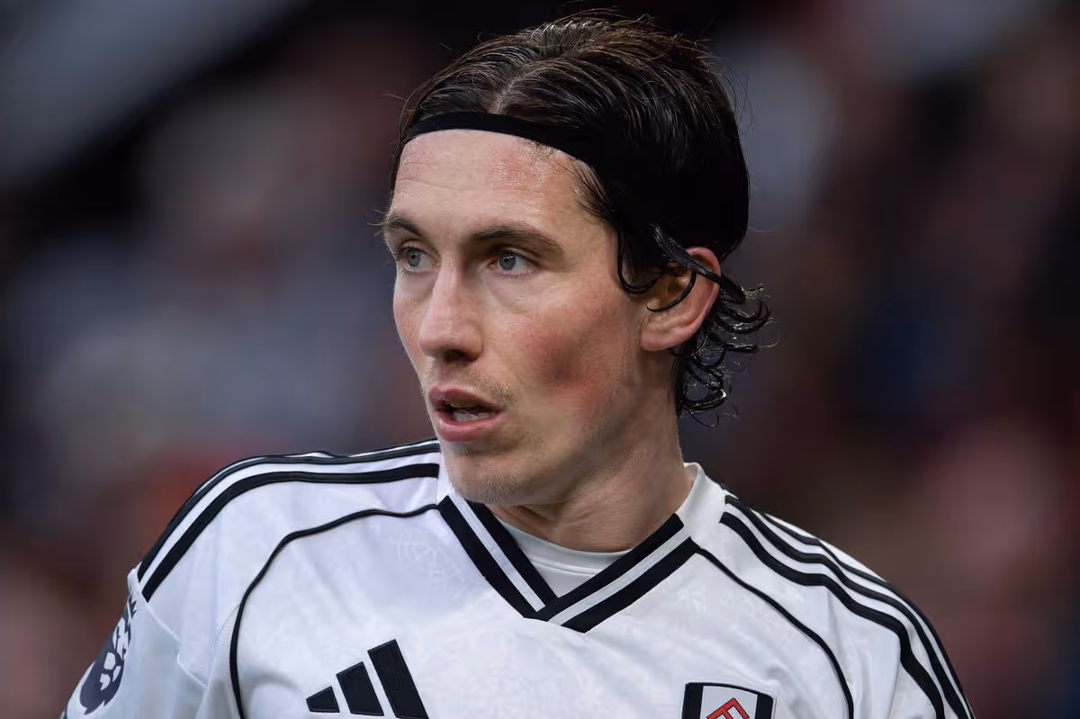 MANCHESTER, ANGLICKO – 1. FEBRUÁRA: Harry Wilson z Fulhamu počas zápasu Premier League medzi Manchestrom United a Fulhamom na Old Trafford 1. februára 2026 v Manchestri v Anglicku. (Foto: Visionhaus/Getty Images)