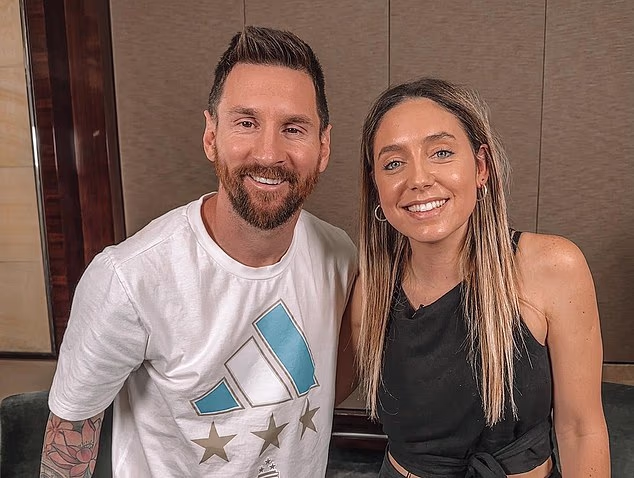 Lionel Messi sa vyjadril k fámam o romániku s argentínskou reportérkou Sofi Martinez