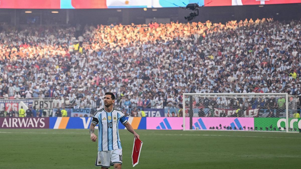 Lionel Messi sa chystá na dlho očakávaný prvý zápas s Anglickom v semifinále majstrovstiev sveta vo futbale 2026