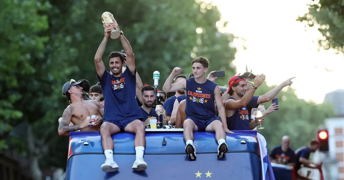 Majstri Svetového pohára Španielsko sa vracia na kráľovské privítanie, sprievod cez Madrid | Majstrovstvá sveta 2026
