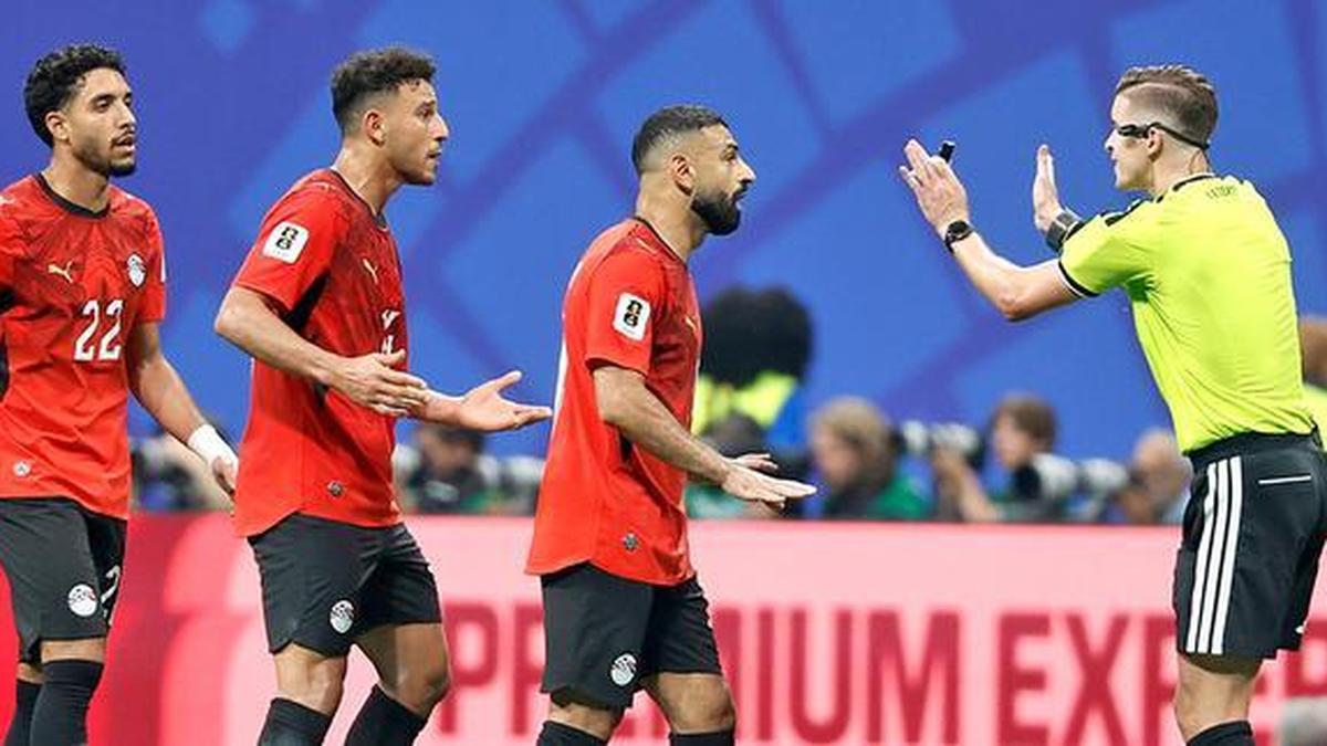 Majstrovstvá sveta 2026: FIFA kritizuje „nepodložené obvinenia“ proti štandardom rozhodcov po súboji Argentína – Egypt