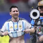 Majstrovstvá sveta: Roy Keane „preč“ po ohromujúcom návrate Argentíny, keď Neville nadával na hviezdu Man Utd