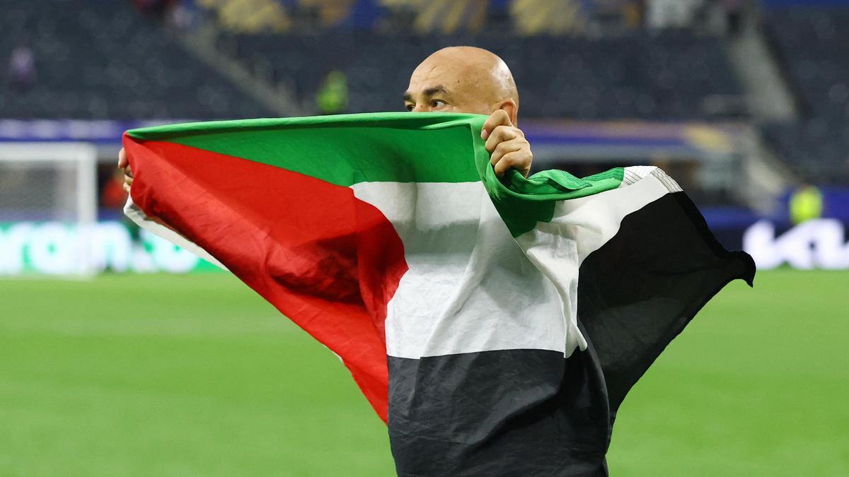 Majstrovstvá sveta vo futbale 2026: Tréner Egypta po víťazstve nad Austráliou mával palestínskou vlajkou