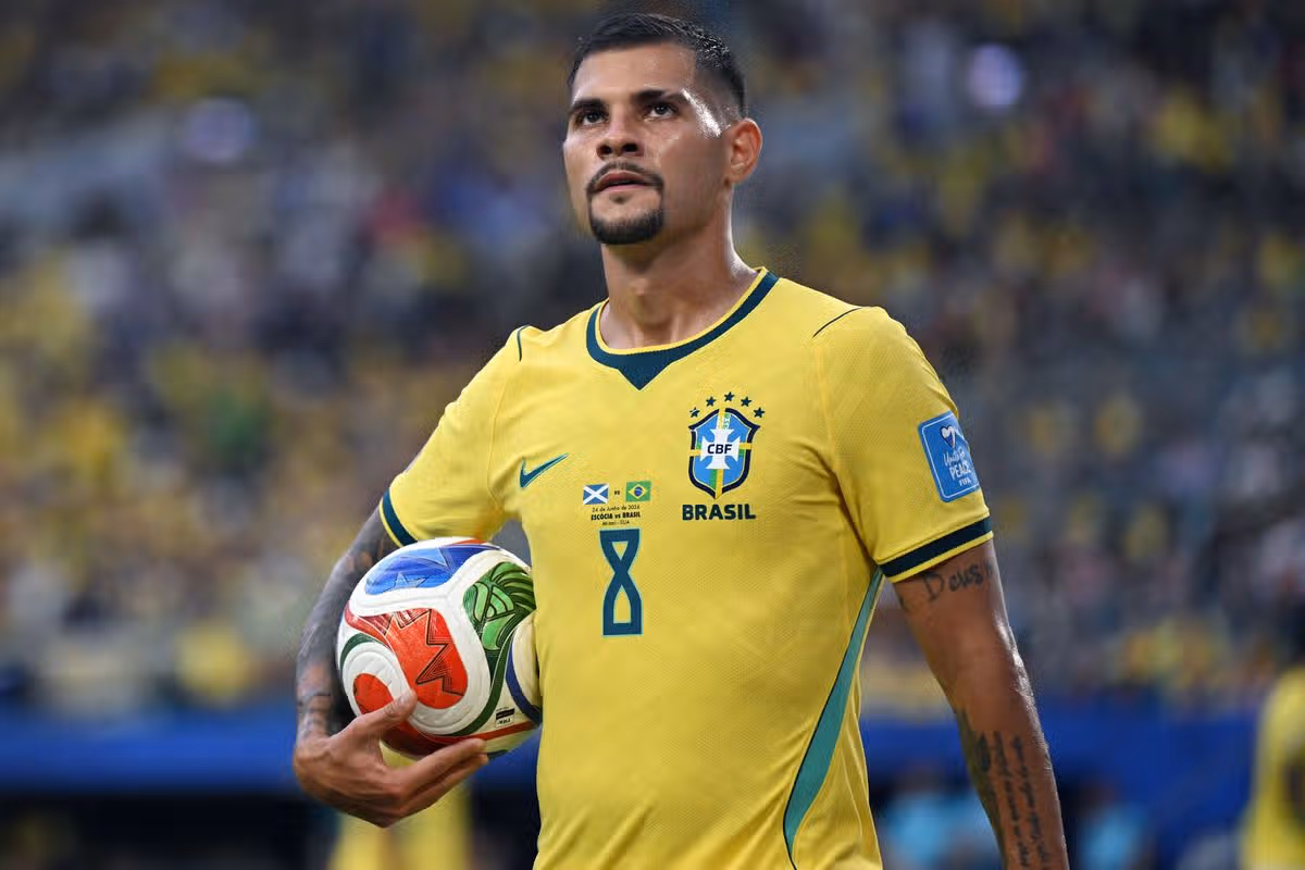 Bruno Guimaraes počas zápasu Brazílie na Majstrovstvách sveta vo futbale 2026