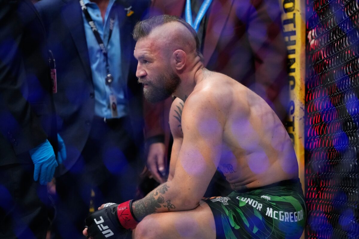 Zranenie kolena Conor McGregor vs Max Holloway UFC 329