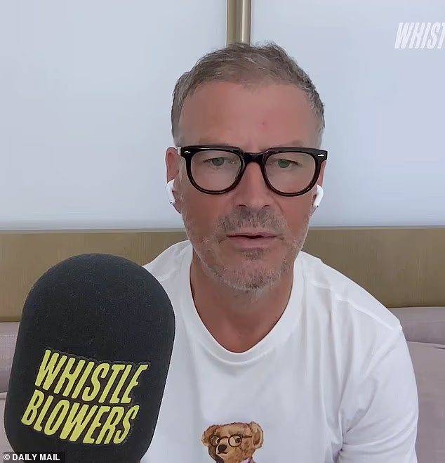 V najnovšej epizóde podcastu Daily Mail's Whistleblowers Mark Clattenburg tvrdí, že finále majstrovstiev sveta bude pravdepodobne rozhodovať taliansky rozhodca.