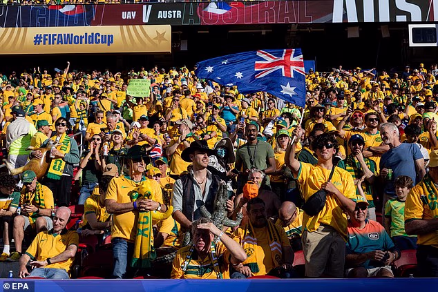 Austrálski fanúšikovia sa na Majstrovstvách sveta 2026 poriadne zabávali, vrátane spevu Men at Work's Land Down Under