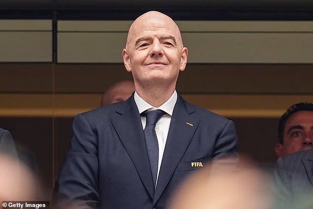 FIFA neplánuje presunúť finále majstrovstiev sveta napriek dymu z lesného požiaru, ktorý zasiahol New York