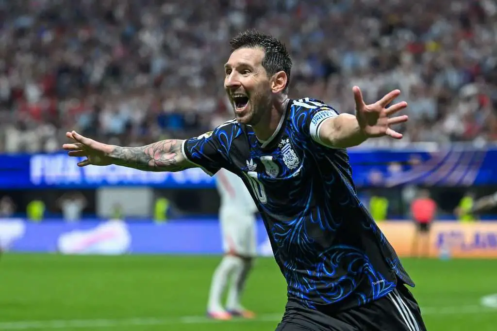 Minulosť a budúcnosť Barcelony bude bojovať o finále majstrovstiev sveta, keď Leo Messi vedie Argentínu pred Anglickom