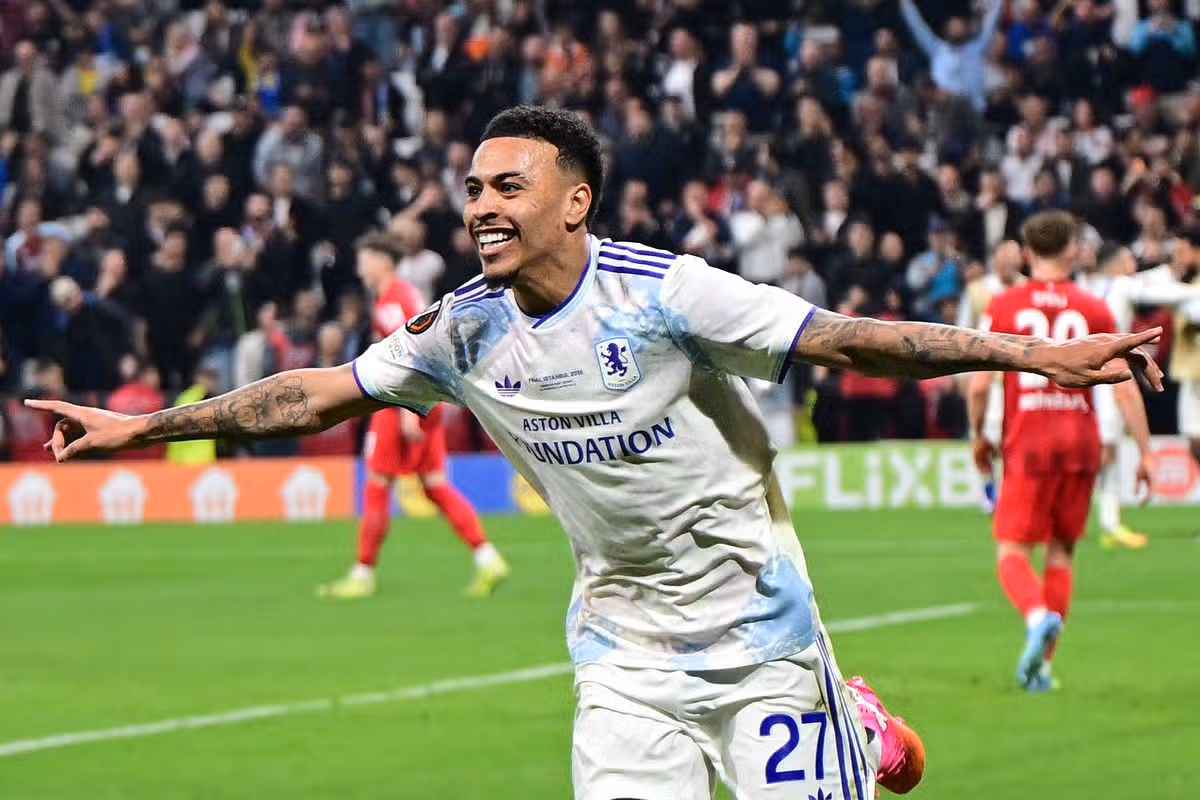 Morgan Rogers bude dúfať, že Chelsea dokončí ďalší prestup, aby získala číslo jeho vysnívaného dresu