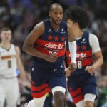 Khris Middleton je vymenený späť do Washingtonu Wizards na základe čiastočne garantovanej trojročnej zmluvy NBA, ktorá by mohla mať hodnotu až 17,6 milióna dolárov.